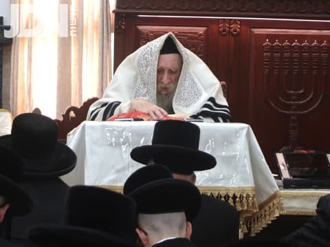 האדמו"ר מטשארנאביל בהתרת נדרים