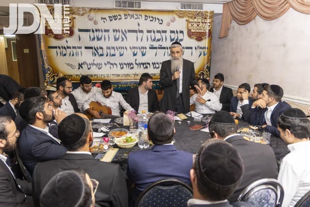 השיר שהלחין ראש הישיבה לרשת הכוללים שבנשיאותו