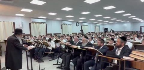 הגר"ש שטיינמן במסעי הכנה לימים הנוראים בישיבות "ברכת שמואל" ו"אוצר התורה"