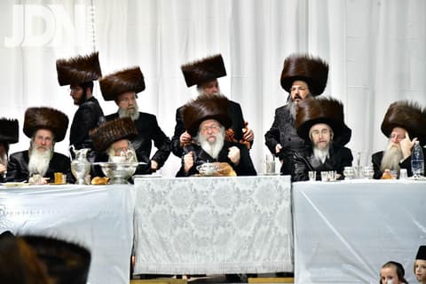 לֹא רָאָה שִׂמְחָה מִיָּמָיו • שמחת תבית השואבה בחצה"ק נדבורנה