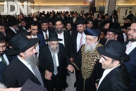 שמחת נישואי נכד הגר"מ צדקה