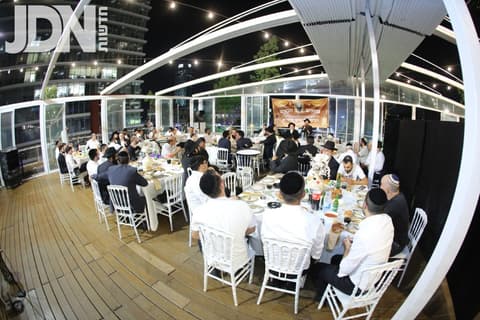 מעמד סליחות בראשות הרבנים במוסדות 'אוהלי אברהם'