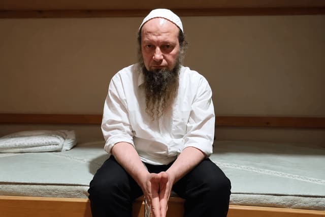חסיד מביתר עילית נעצר באוקראינה וגויס: צפוי להשתבץ כרופא בצבא באזור חרקוב