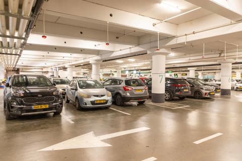הסוף להפקעת המחירים: אתר חדש משווה מחירי חניונים בגוש דן כדי להקל על מצוקת החניה