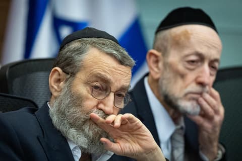 שפיכות דמים: הדחת גפני ומקלב טרם הוכרעה; מתקיים ניסיון לקבוע עובדות בשטח