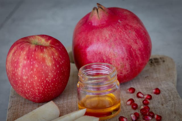 אֵיךְ מְסַכְּמִים שָׁנָה? // חיים אלטמן