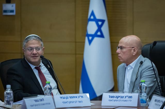 צביקה פוגל חושף מדוע לא שובץ ברשימה: דרכי הממלכתית לא התאימה