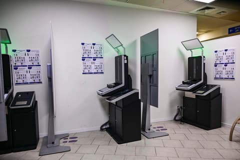 רשות האוכלוסין וההגירה: מתחילת השנה אותרו ועוכבו 133 נוסעים זרים שניסו להסתנן לישראל