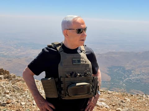 ביקור ראש הממשלה בכתר החרמון: "לא ניתן לשום צבא טרור להתבסס בגבולנו"
