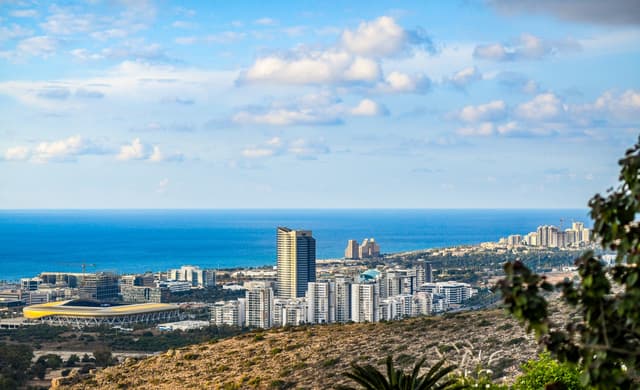שנת שיא בחיפה: עלייה של כ-31% בהיקף היתרי הבנייה בשנת 2025