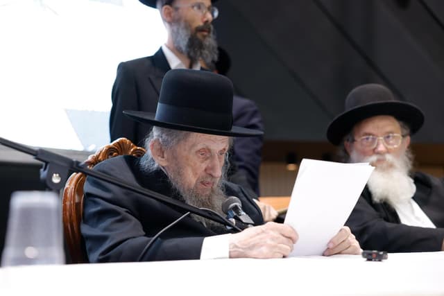 שינוי בדגל התורה: חברי הכנסת משה גפני ואורי מקלב יסיימו את כהונתם | כל הפרטים