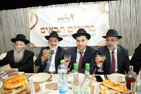 רבנים ואישי ציבור בשמחת שבע הברכות לבתו של ח"כ ארז מלול