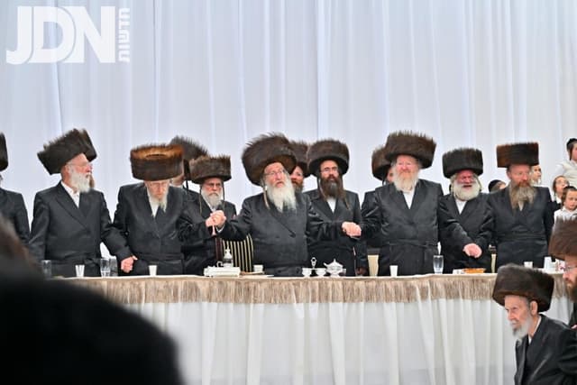 שמחת בית השואבה והילולת היהודי הקדוש מפשיסחא בחצה"ק ביאלא