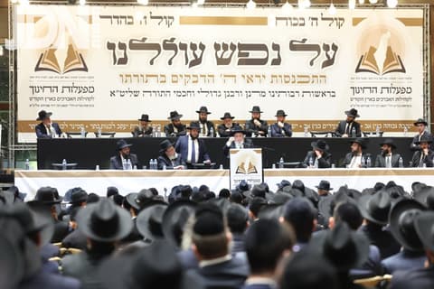 על משמר עולם התורה: למעלה מאלף אברכים בכינוס חירום בראשות זקני ומאורי הדור שליט"א