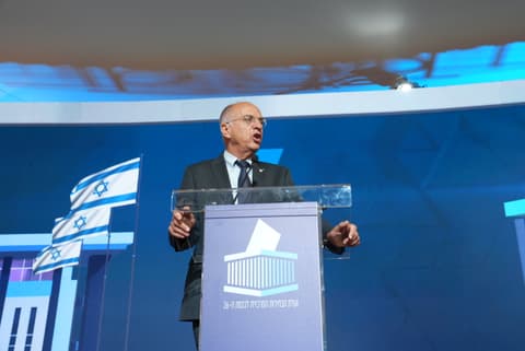 שיעור ההצבעה הגבוה ביותר מאז 1977: 31.5% הצביעו עד 12:00 | הנהירה נמשכת