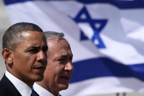 "היהודים לקחו אדמות והגזימו": סערה בעקבות דבריו האנטישמיים של ברק אובמה