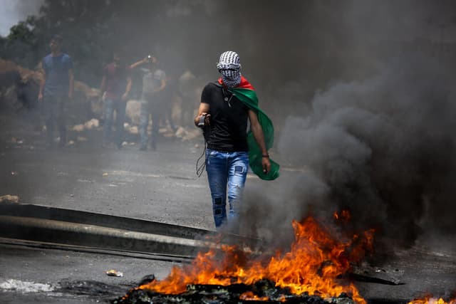 "שיאכלו את הג'יהאד שבישלו": צרפת בכוננות שיא לקראת "יום זעם" של מהומות אלימות