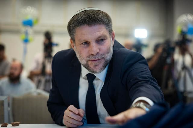 סמוטריץ' בהצעה דרמטית לוינטר: "תפרוש ואתן לך תפקיד שר במשרד הביטחון"