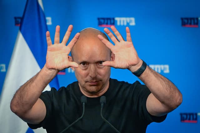 הורים השכולים תובעים את נפתלי בנט ב-200 אלף שקלים בגין לשון הרע
