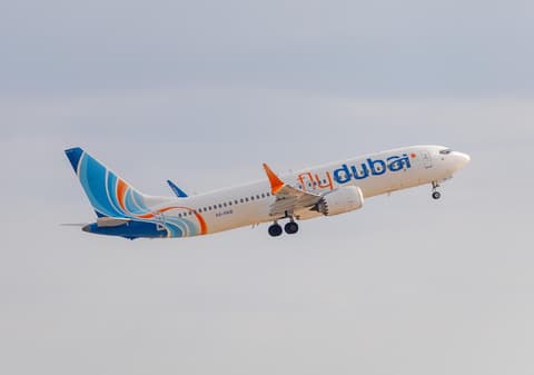 צלל כמעט במהירות הקול ואיבד חלק מהזנב: כך שרד המטוס מדובאי | "עַל נִסֶּיךָ שֶׁבְּכָל יוֹם"
