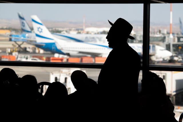 רשות שדות התעופה מעדכנת: הנחיות לנוסעים לקראת המעבר לשעון חורף