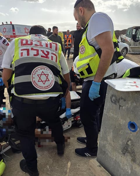 קרית אתא: פועל כבן 60 פונה בהחייאה לאחר שהתמוטט באתר בנייה