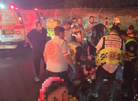 תאונה קטלנית בכביש 443: הולך רגל נהרג מפגיעת רכב סמוך למחסום עופר