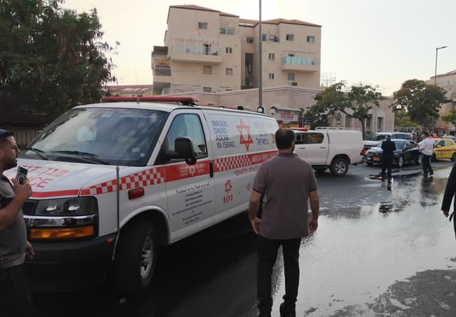 ביתר עילית: ילד בן 10 נפצע אנוש; מפונה לביה"ח תוך כדי החייאה