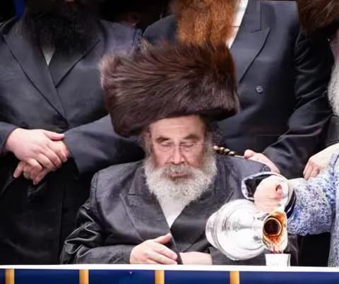 לאחר הפצרות החסידים: כ"ק האדמו"ר מסטוטשין שליט"א יערוך שבת מרוממת בירושלים