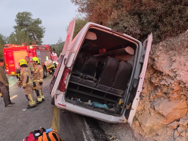 תשעה פצועים בהתהפכות מיניבוס סמוך לשריגים: אחד קשה ואחד בינוני