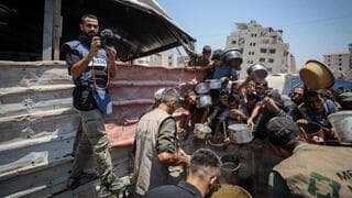 מחסור בשווקים - ומס גבוה על כל משאית סיוע: חמאס מתכנן "קמפיין הרעבה" חדש