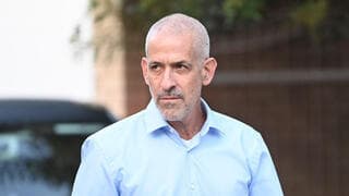 קב״ט הנובה תובע את ראש שב"כ לשעבר רונן בר: "לא נקף אצבע להגנתנו"