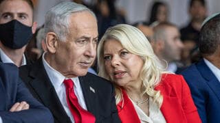 1.43 מיליון שקל על איפור, שיער ובגדים