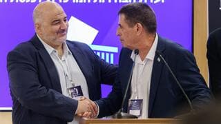 אומץ פוליטי אינו מילה גסה