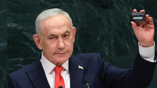 מאוחר מדי, בודד מדי: נתניהו דיבר לאוּלם ריק, מול עולם שכבר לא מסוגל להקשיב לו | פרשנות