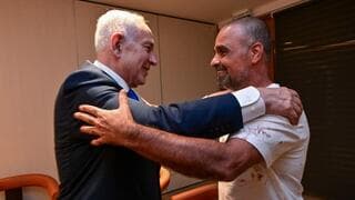 יניב שפרץ לקוקפיט: "תפסתי את המפגע, חנקתי - ומשכתי את ההגאים"